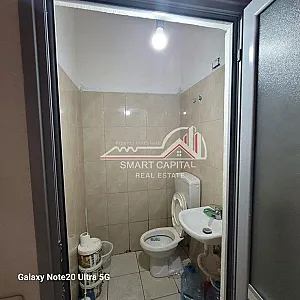 Shitet Dyqan Me Sip.40 M2 Prane – 2,600€ – Vlorë – I mirë — Vlorë - Foto 5