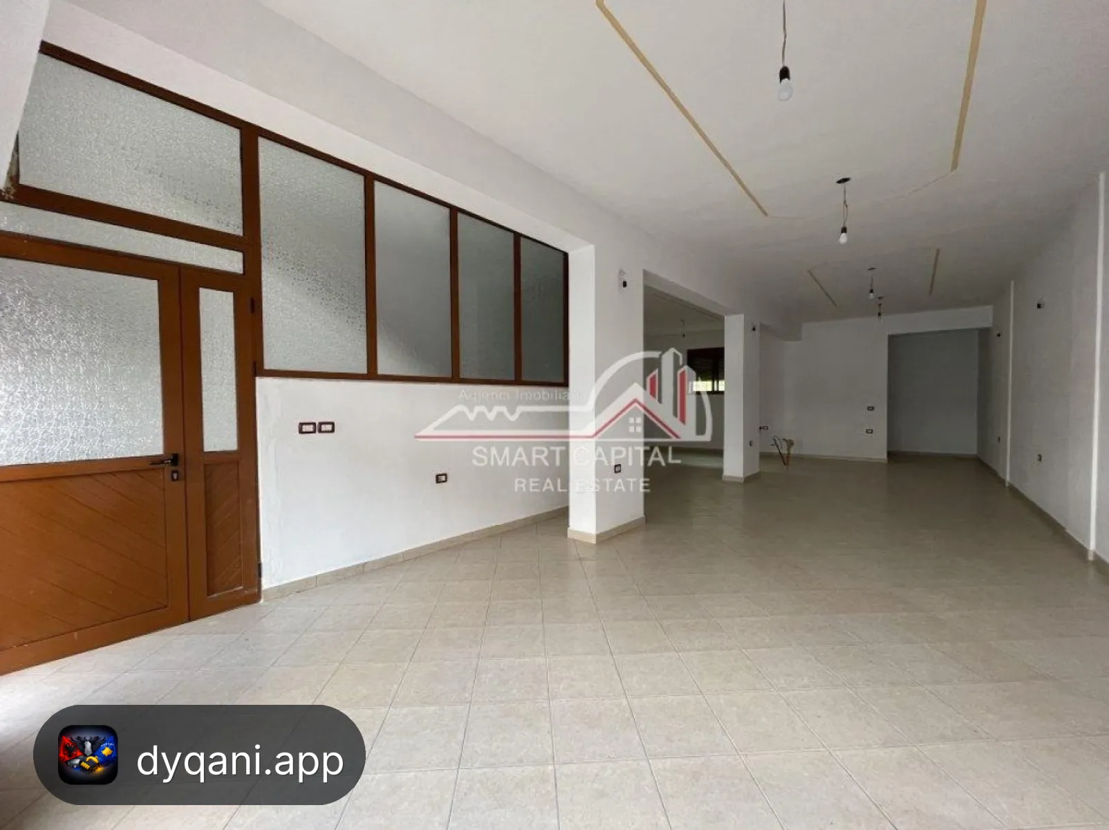 Njësi Shërbimi/Dyqan 312m² me Qera – 500€ – Vlorë – I mirë — Vlorë - Foto 7