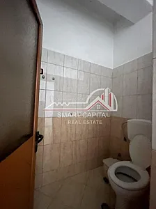 Njësi Shërbimi/Dyqan 312m² me Qera – 500€ – Vlorë – I mirë — Vlorë - Foto 9