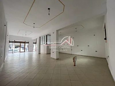 Njësi Shërbimi/Dyqan 312m² me Qera – 500€ – Vlorë – I mirë — Vlorë - Foto 10
