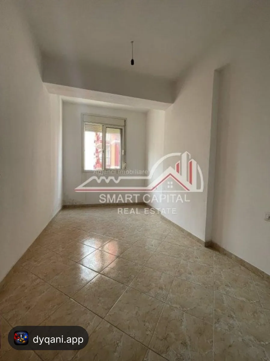 Apartament 2+1 në Shitje – Rruga Albano – 105,000€ – I mirë — Vlorë - Foto 4