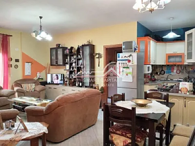 Apartament 2+1+2 në Shitje – Pranë Gjykatës – 110,000€ — Vlorë - Foto 2