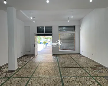 Dyqan 115 m² në Shitje – 3 Ambiente + 2 – 500€ – Vlorë — Vlorë - Foto 4