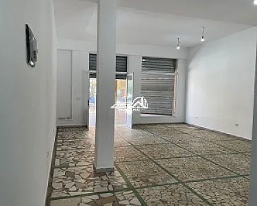 Dyqan 115 m² në Shitje – 3 Ambiente + 2 – 500€ – Vlorë — Vlorë - Foto 5