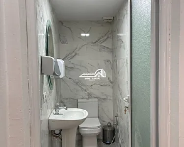 Dyqan 115 m² në Shitje – 3 Ambiente + 2 – 500€ – Vlorë — Vlorë - Foto 6