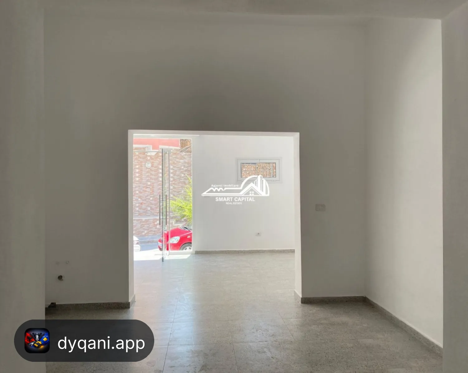 Dyqan 115 m² në Shitje – 3 Ambiente + 2 – 500€ – Vlorë — Vlorë - Foto 7