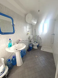 Apartament 2+1 në Shitje – Pranë Rajonit – Vlorë – I mirë — Vlorë - Foto 2