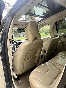 Volvo xc60 3.2 benzinë gaz 2015 – 12,500€ – Berat – I mirë — Berat - Foto 3