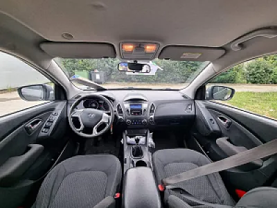 Hyundai ix35 (tucson) 1.6 benzinë – 5,500 Lek – Durrës — Durrës - Foto 9