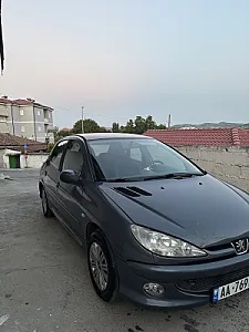 Peugeot 206 1.4 nafte – 2,500 Lek – Peqin – I mirë — Peqin - Foto 1
