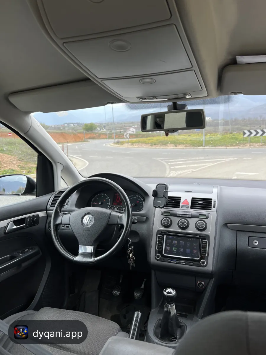 Volkswagen Touran 2008 2.0 TDI manual – 4,200€ – Kukës — Kukës - Foto 5