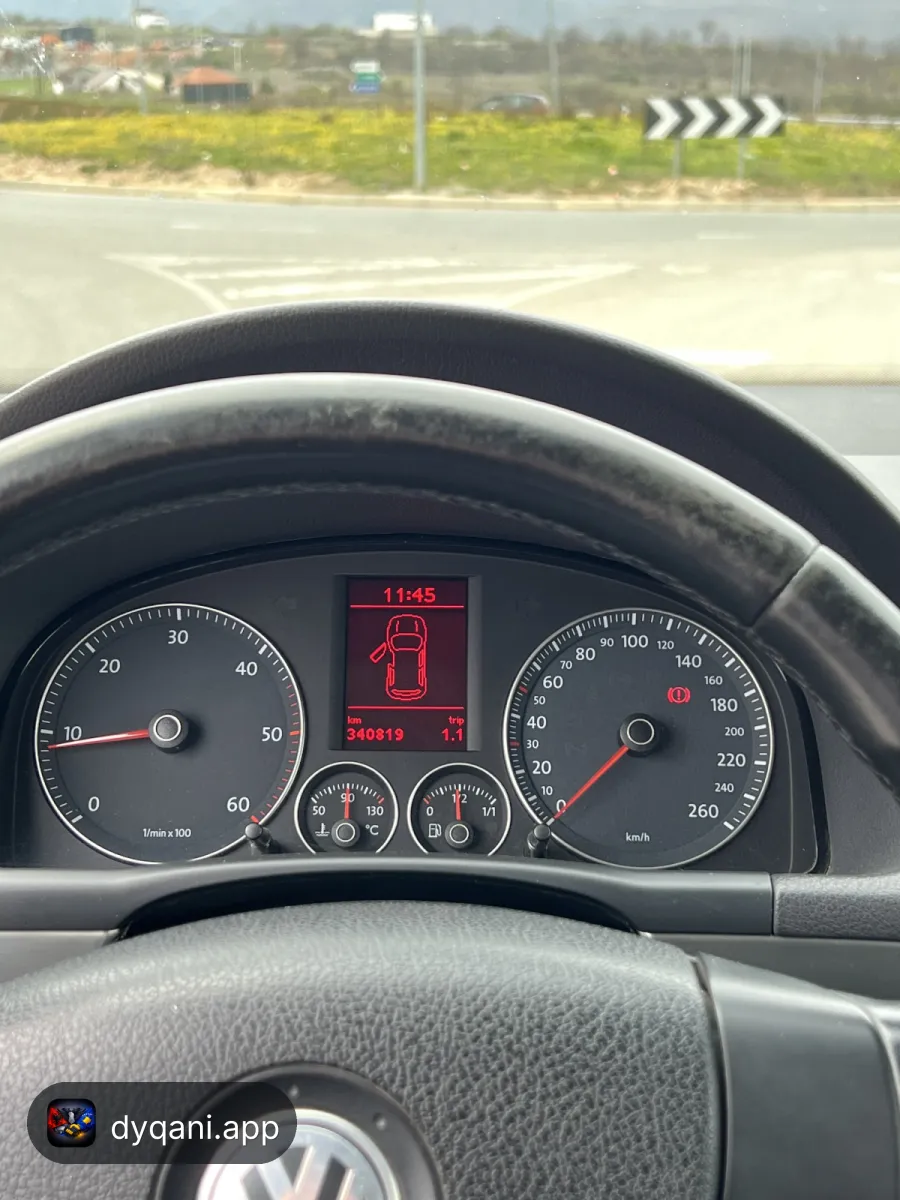Volkswagen Touran 2008 2.0 TDI manual – 4,200€ – Kukës — Kukës - Foto 6