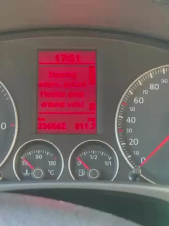 Volkswagen Touran 2008 2.0 TDI manual me 340,000 km — video