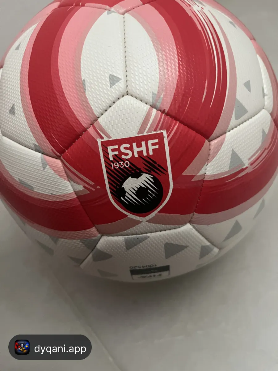 Shitet Top futbolli fshf origjinal – 3,000 Lek – Kamëz — Kamëz - Foto 2
