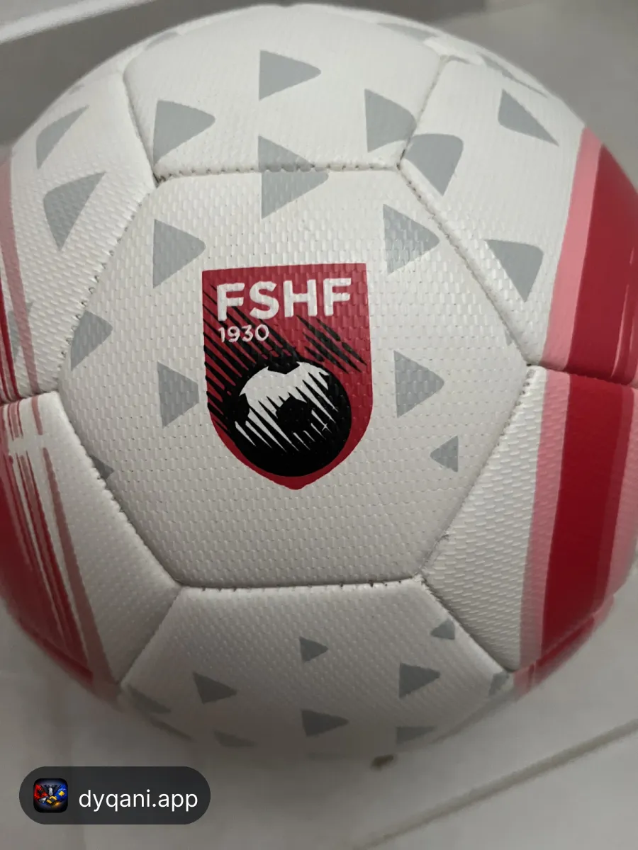 Shitet Top futbolli fshf origjinal – 3,000 Lek – Kamëz — Kamëz - Foto 3