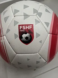 Shitet Top futbolli fshf origjinal – 3,000 Lek – Kamëz — Kamëz - Foto 3