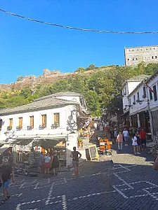 Shitet Tur qyteti në Gjirokastër me bileta – 15€ – I mirë — Gjirokastër - Foto 1
