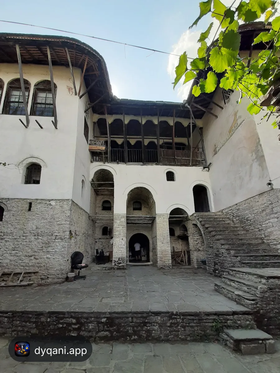 Shitet Tur qyteti në Gjirokastër me bileta – 15€ – I mirë — Gjirokastër - Foto 5