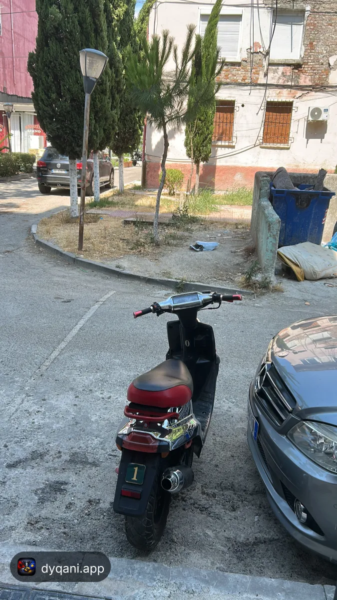 Shitet Yamaha mbk booster 50cc 2t – 320 Lek – Lushnjë — Lushnjë - Foto 2
