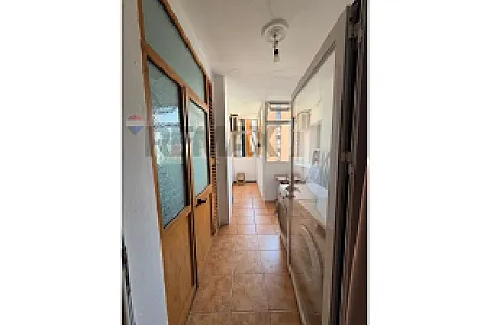 Apartament 2+1 me Qira – Mobiluar – 800€ – Tiranë – I mirë — Tiranë - Foto 3