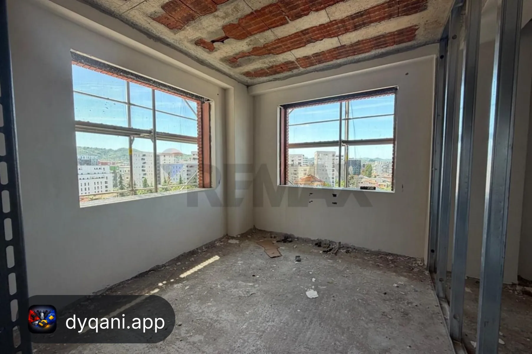 Shitet Apartament 2+1, 101.2m² – 233,000€ – Tiranë – I mirë — Tiranë - Foto 6
