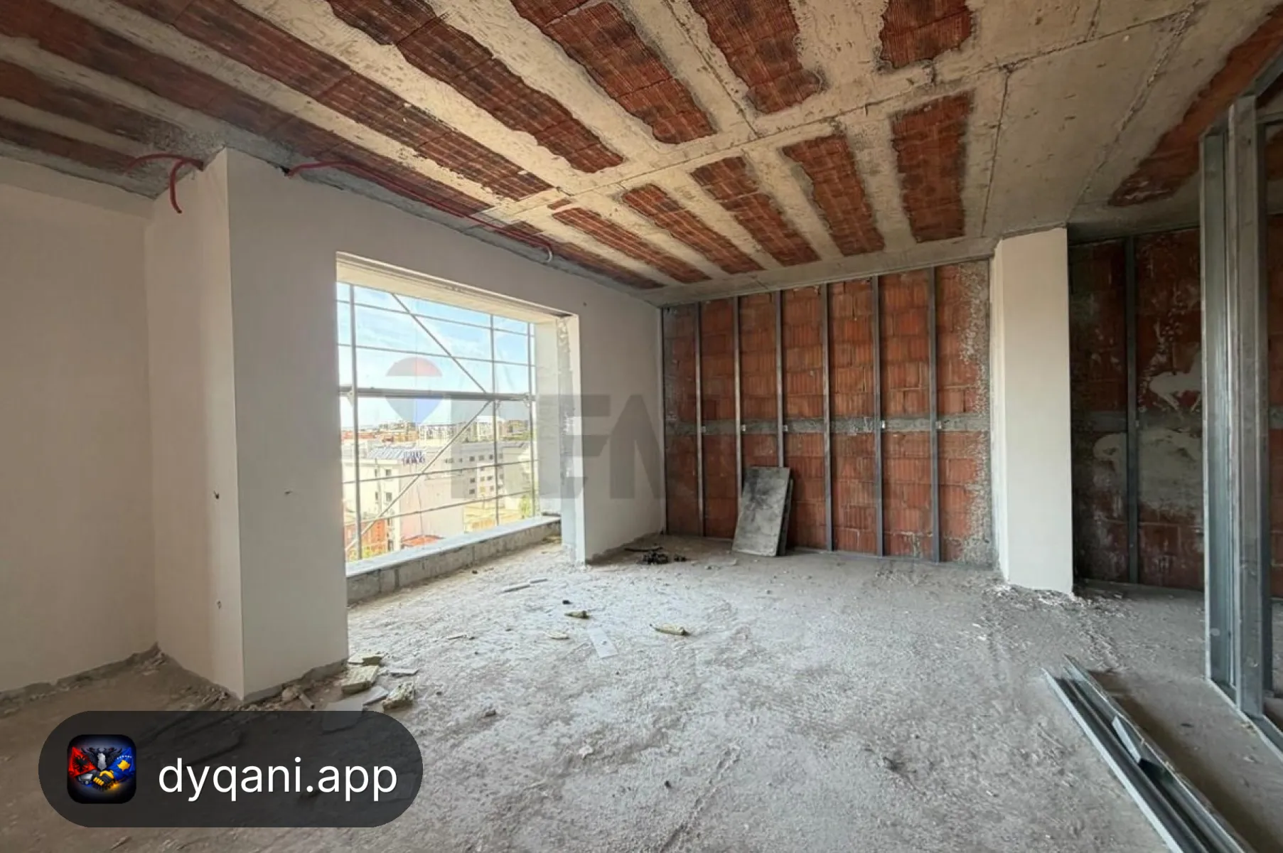 Shitet Apartament 2+1, 101.2m² – 233,000€ – Tiranë – I mirë — Tiranë - Foto 9