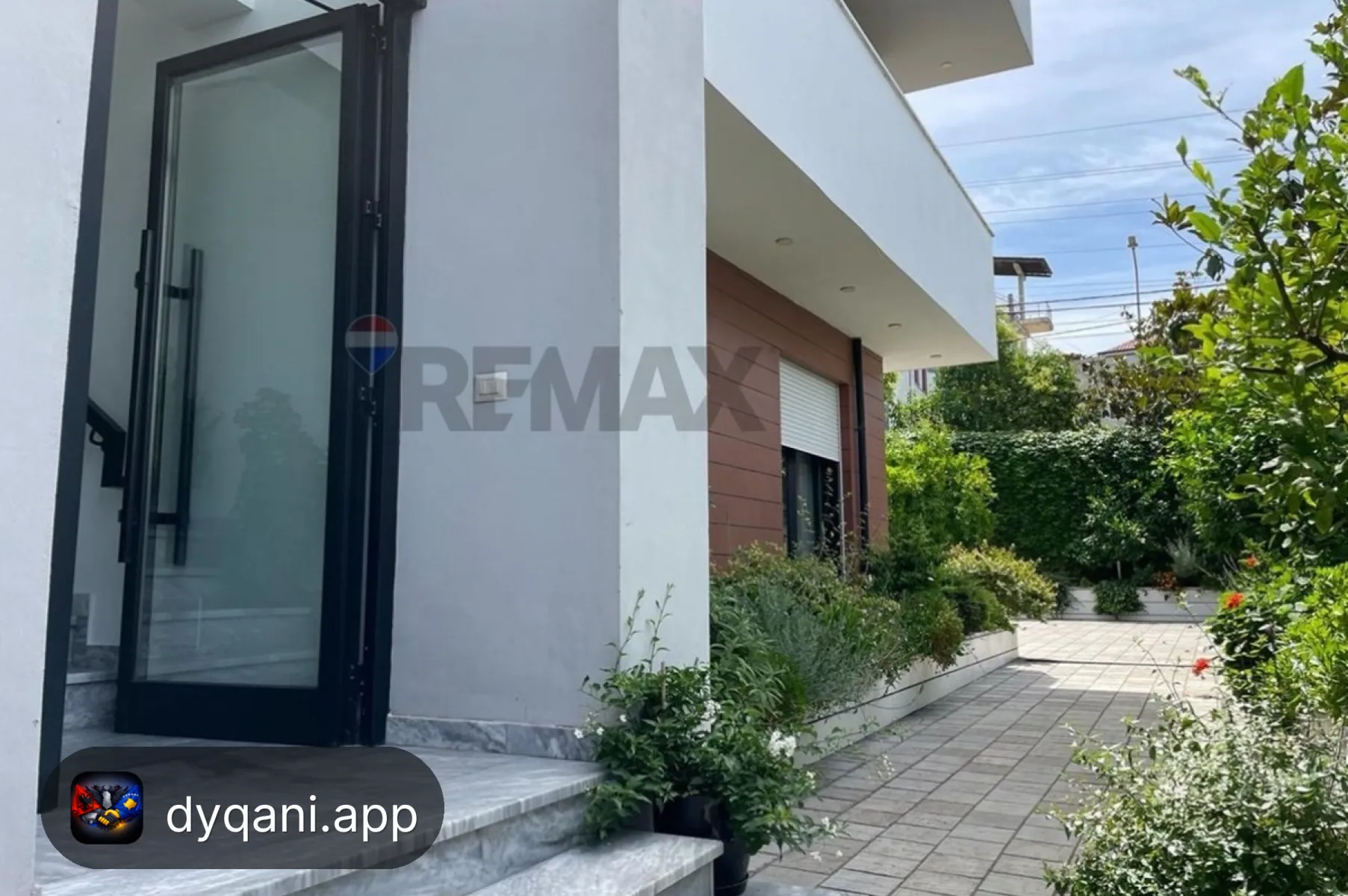 Me Qira Apartament 3+1, 80m² – 80,000 Lek – Tiranë – I mirë — Tiranë - Foto 1
