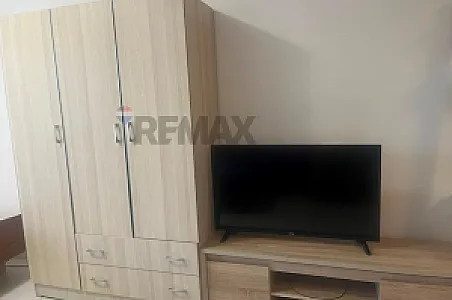 Me Qira Garsonierë, 52m² – 35,000 Lek – Tiranë – I mirë — Tiranë - Foto 3