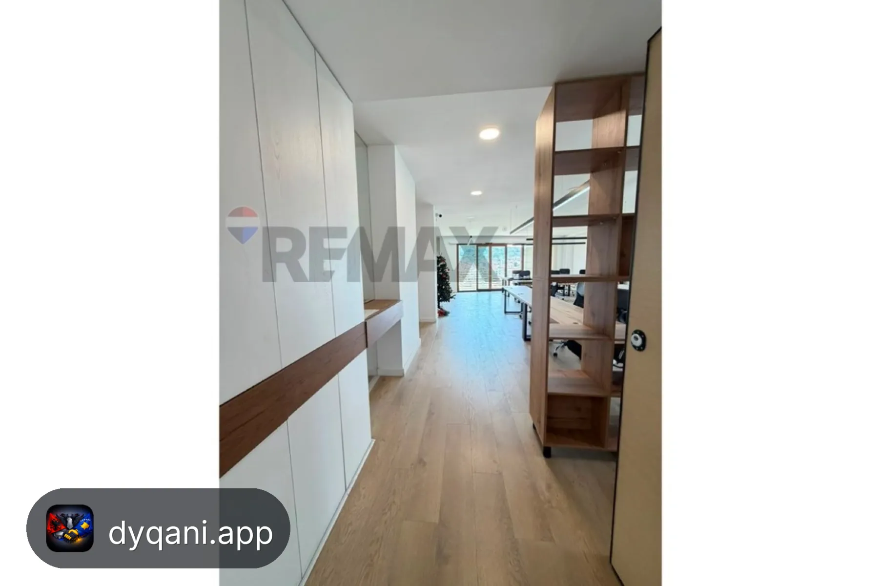 Me Qira Zyrë, 200m², Kati 8 – 250,000 Lek – Tiranë – I mirë — Tiranë - Foto 8