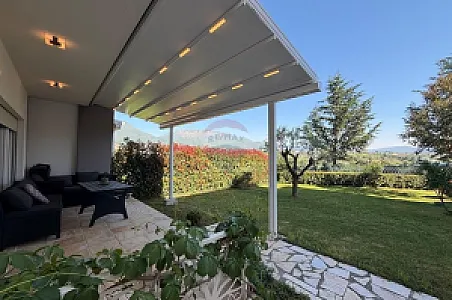 Me Qira Vilë 5+1, 221m² – Liqeni – 3,000€ – Tiranë – I mirë — Tiranë - Foto 8