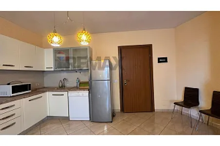 Me Qira Apartament, 65m² – Sheshi Avni – 650€ – Tiranë — Tiranë - Foto 5