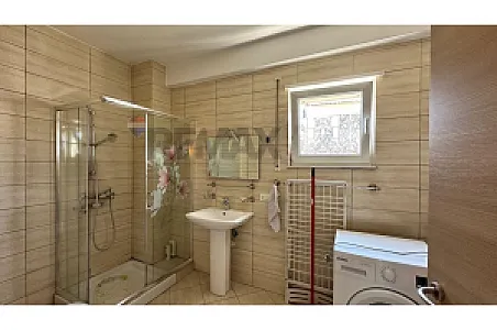 Me Qira Apartament, 65m² – Sheshi Avni – 650€ – Tiranë — Tiranë - Foto 7
