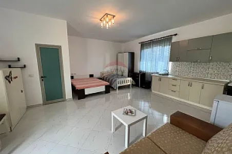 Me Qira Apartament 1+1, 23m² – 35,000 Lek – Tiranë – I mirë — Tiranë - Foto 3