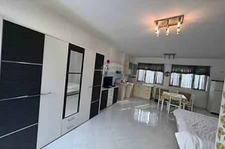 Me Qira Apartament 1+1, 30m² – 40,000 Lek – Tiranë – I mirë — Tiranë - Foto 2