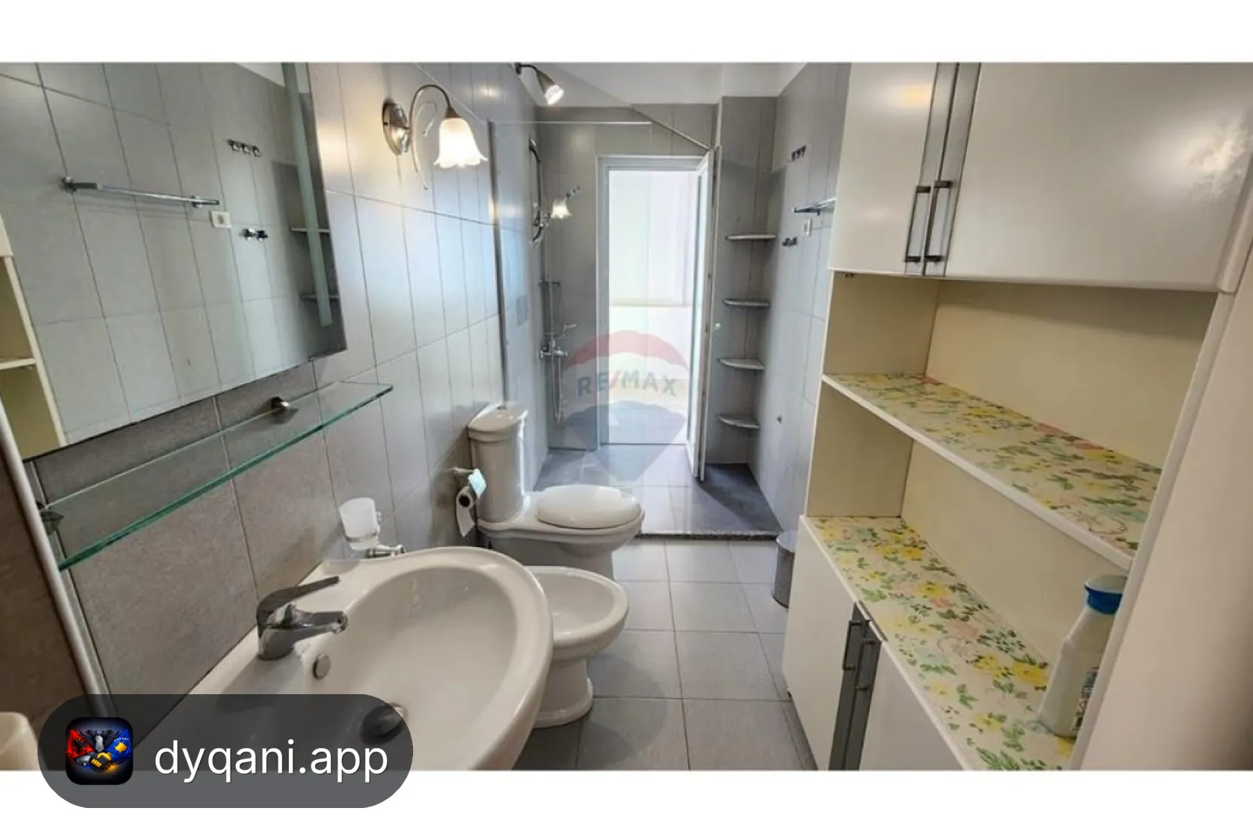 Shitet Papafingo, 360m², Kati 7 – Liqeni i Tiranës – I mirë — Tiranë - Foto 1
