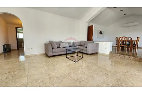 Shitet Papafingo, 360m², Kati 7 – Liqeni i Tiranës – I mirë — Tiranë - Foto 9