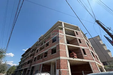 Shitet Apartament 2+1, 79.9m² – 83,000 Lek – Kamëz – I mirë — Kamëz - Foto 2