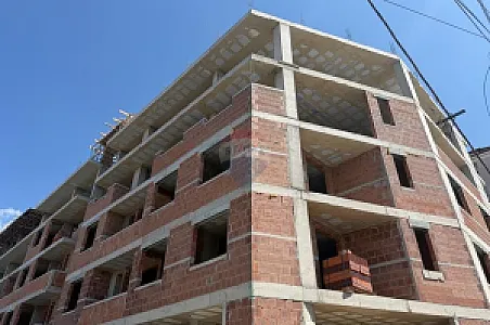 Shitet Apartament 2+1, 79.9m² – 83,000 Lek – Kamëz – I mirë — Kamëz - Foto 3