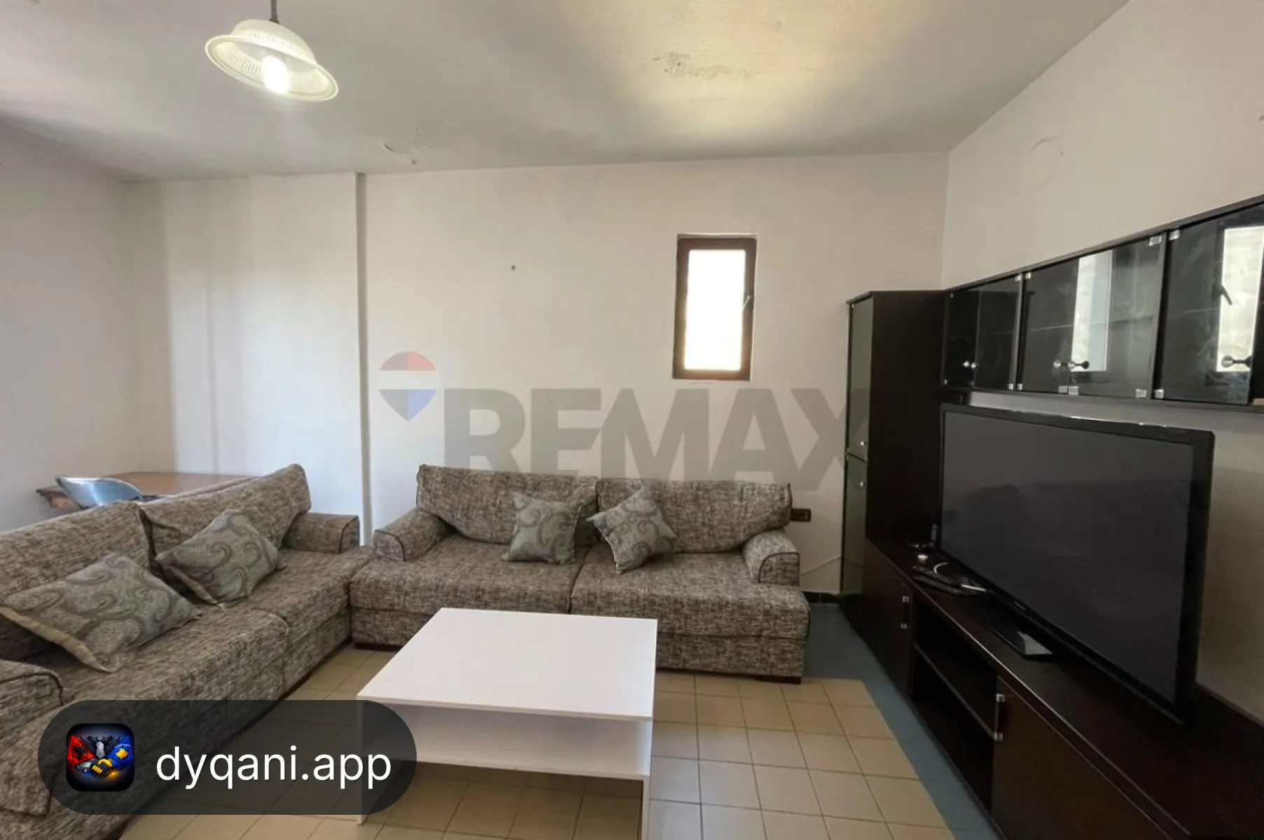 Me Qira Apartament 1+1, 60m² – 40,000 Lek – Tiranë – I mirë — Tiranë - Foto 2