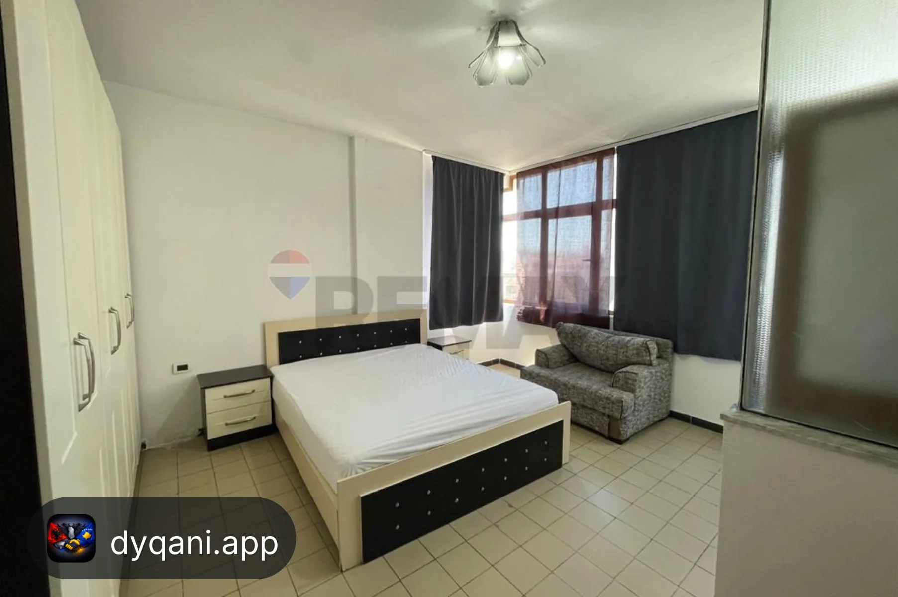 Me Qira Apartament 1+1, 60m² – 40,000 Lek – Tiranë – I mirë — Tiranë - Foto 4