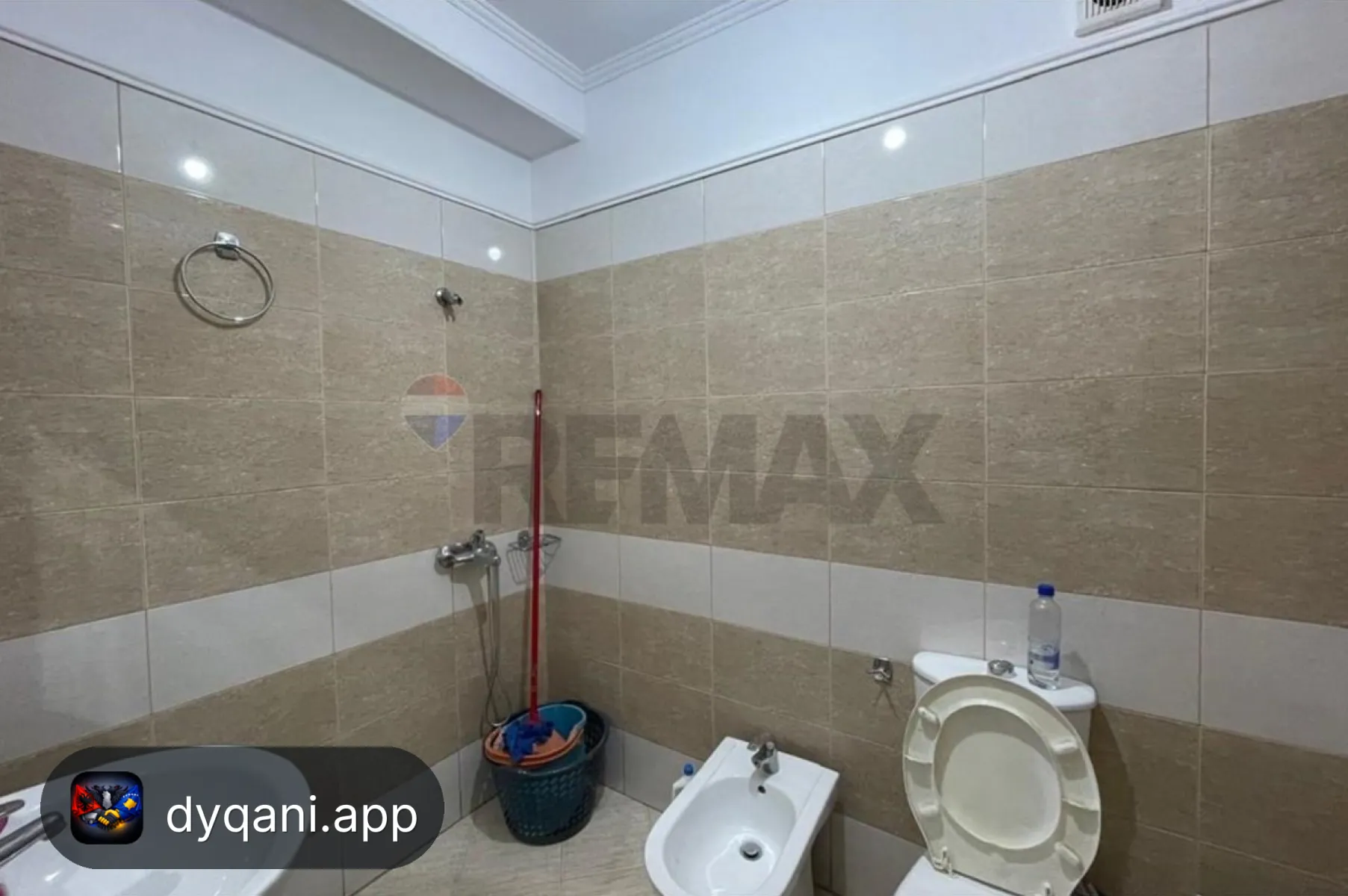 Me Qira Apartament 1+1, 70m² – 30,000 Lek – Tiranë – I mirë — Tiranë - Foto 5