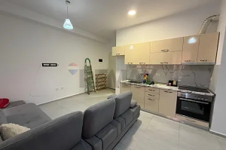 Me Qira Apartament 1+1, 67m² – 40,000 Lek – Tiranë – I mirë — Tiranë - Foto 3