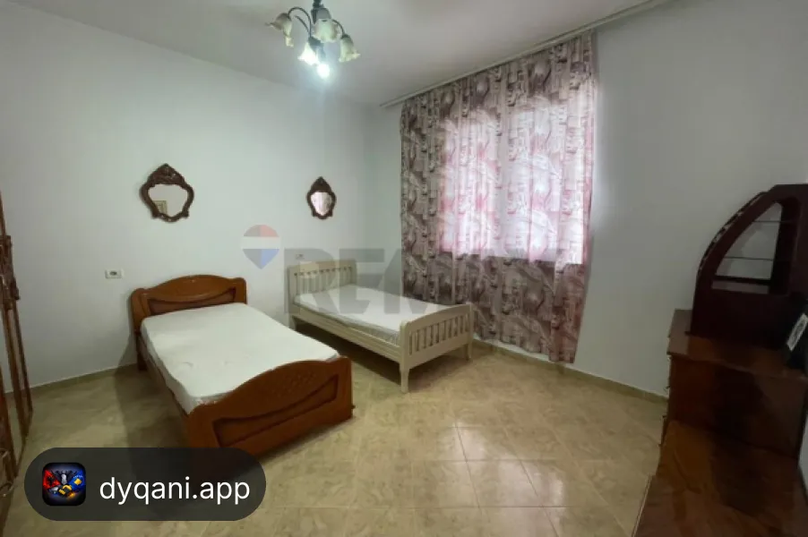 Me Qira Apartament 1+1, Kati 1 – Rruga – 300€ – Tiranë — Tiranë