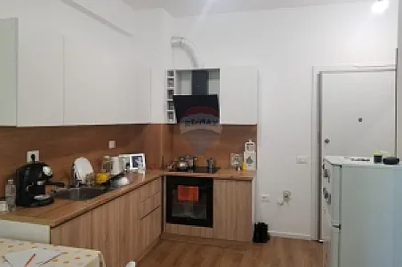 Me Qira Apartament 1+1, 50m² – 38,000 Lek – Tiranë – I mirë — Tiranë - Foto 3