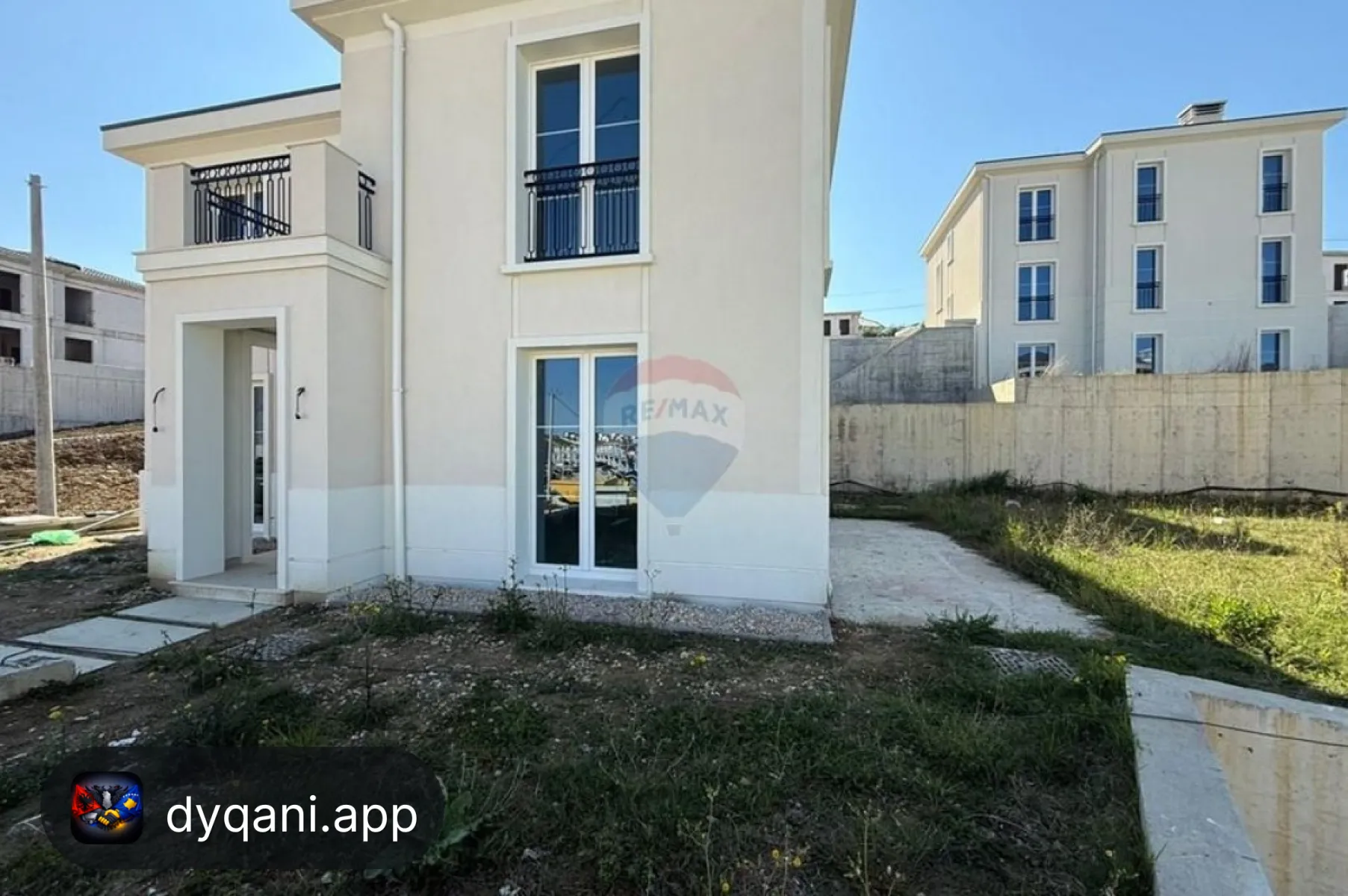 Shitet Vilë 3+1, 486.9m² – Farkë – 740,000€ – Tiranë — Tiranë - Foto 4