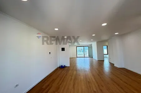 Me Qira Zyrë, 180m², Kati 8 – 250,000 Lek – Tiranë – I mirë — Tiranë - Foto 8