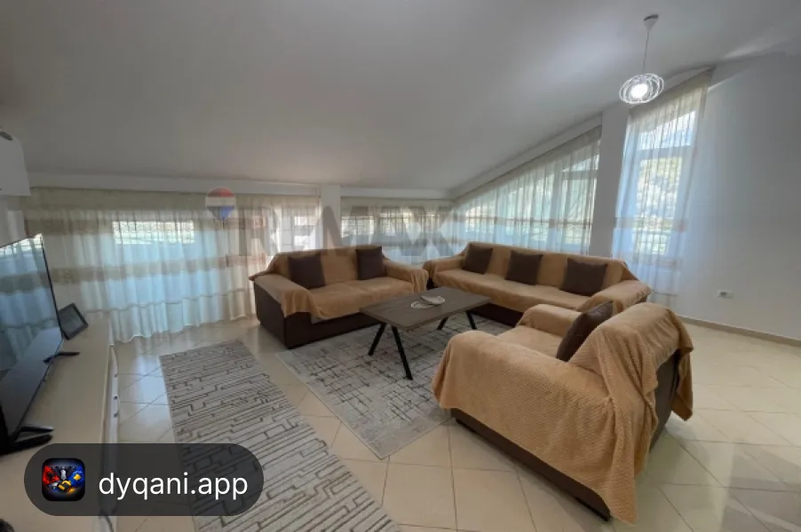 Shitet Apartament 2+1, 136.7m² – 180,000€ – Tiranë – I mirë — Tiranë