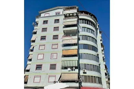 Shitet Dyqan, 47.0m² – Ish Tregu – 8M Lek – Tiranë – I mirë — Tiranë - Foto 3