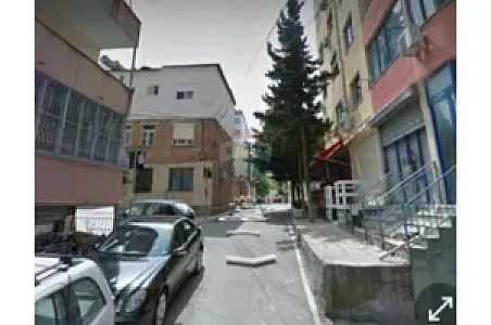 Me Qira Dyqan, 23.5m² – Rruga – 30,000 Lek – Tiranë – I mirë — Tiranë - Foto 2