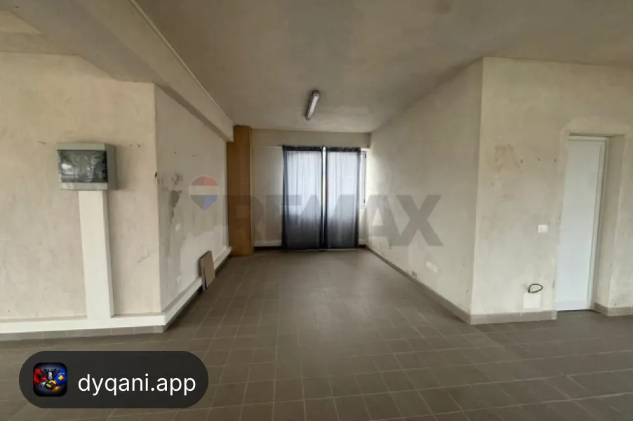 Me Qira Magazinë, 450m² – Prush – 2,500€ – Tiranë – I mirë — Tiranë